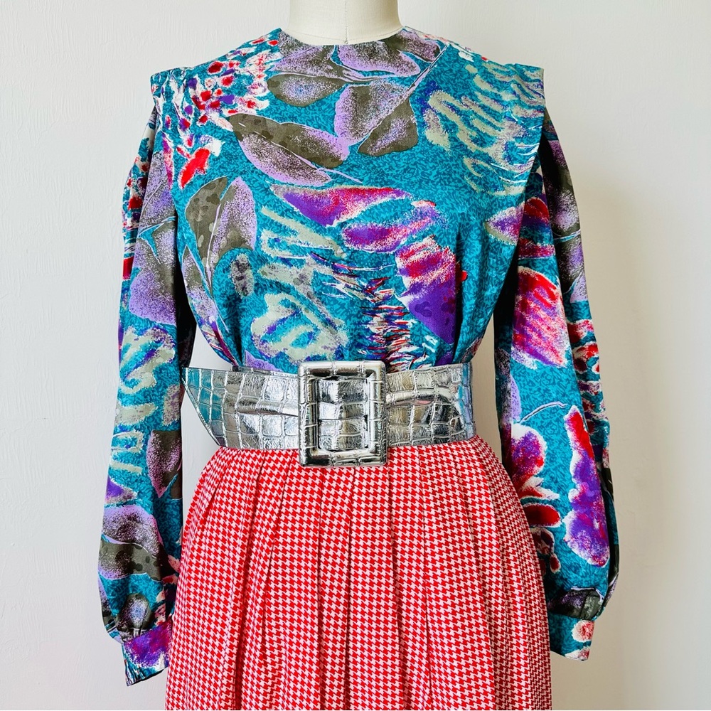 Vintage 70’s/80’s  TESS Pleated Blouse